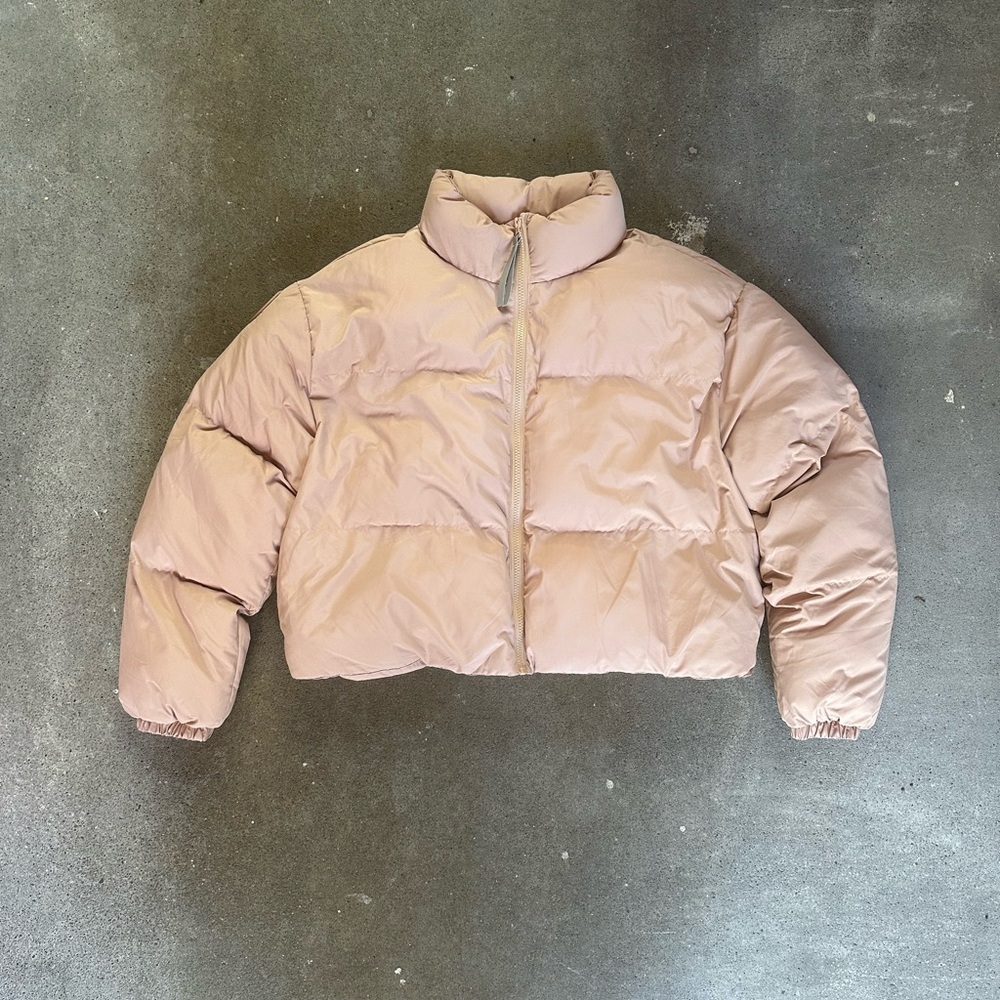 Fabletics Wander Cropped Puffer Jacket in Desert Size XL Coat Insulated - Picture 8 of 13